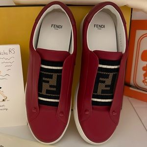 Fendi leather sneakers, Sz 37